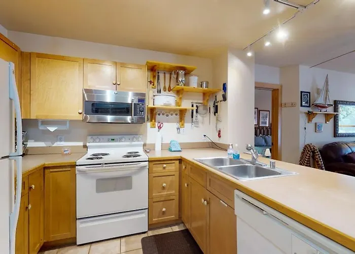 Copper Springs 101 Apartment *